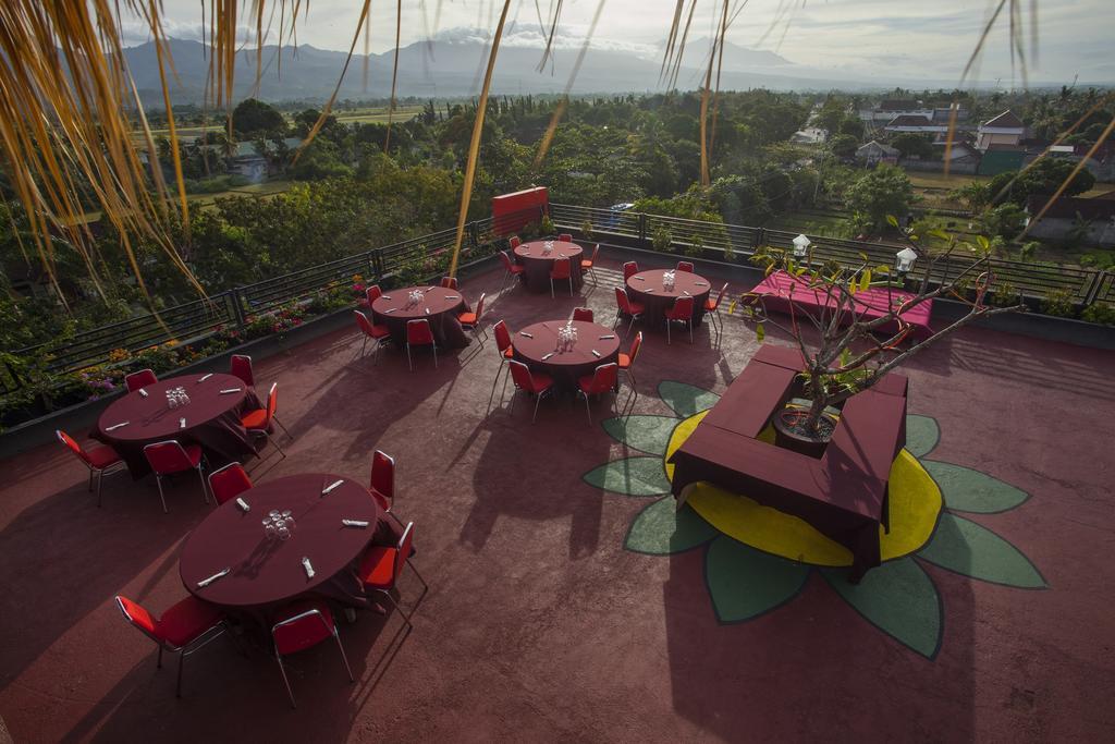 Pratama Hotel & Convention Mataram Eksteriør bilde