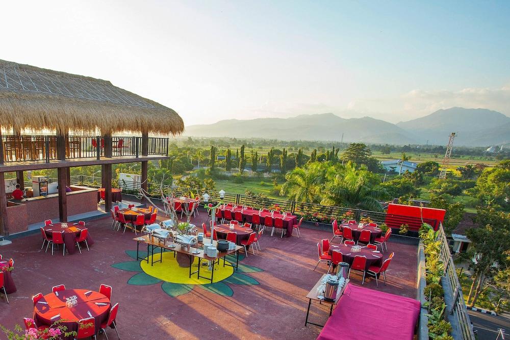 Pratama Hotel & Convention Mataram Eksteriør bilde