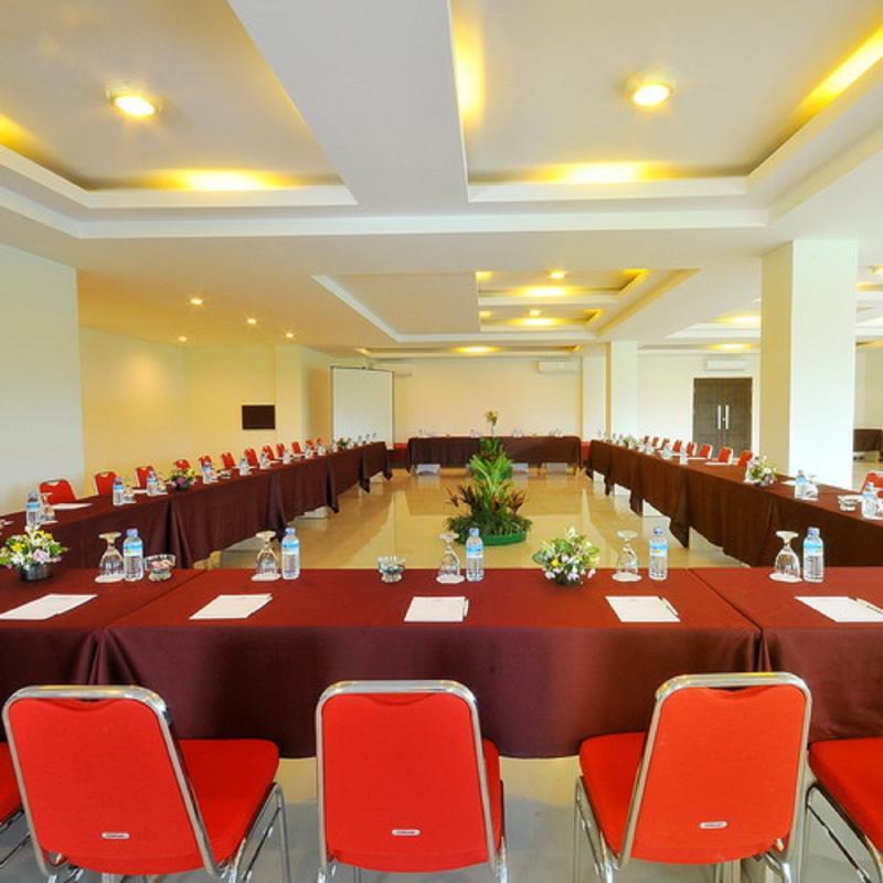 Pratama Hotel & Convention Mataram Eksteriør bilde